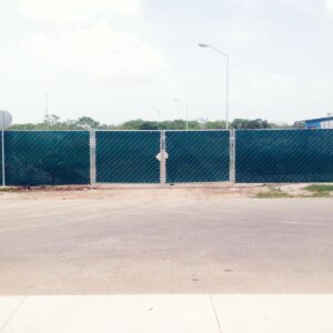 Portón abatible de dos hojas